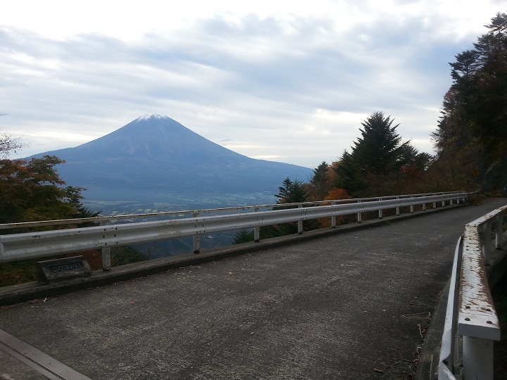 黄金橋と富士山
